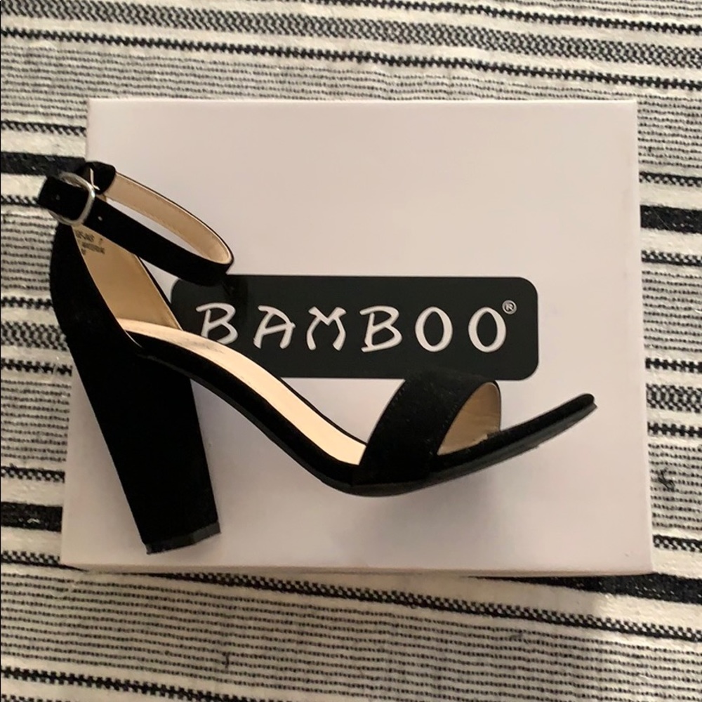 Cute and comfy black heels 🖤